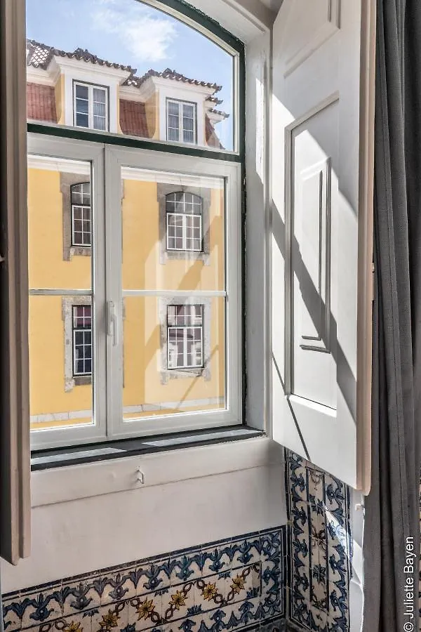 Couette-café Azulejos Cais Sodré B&B Lisboa